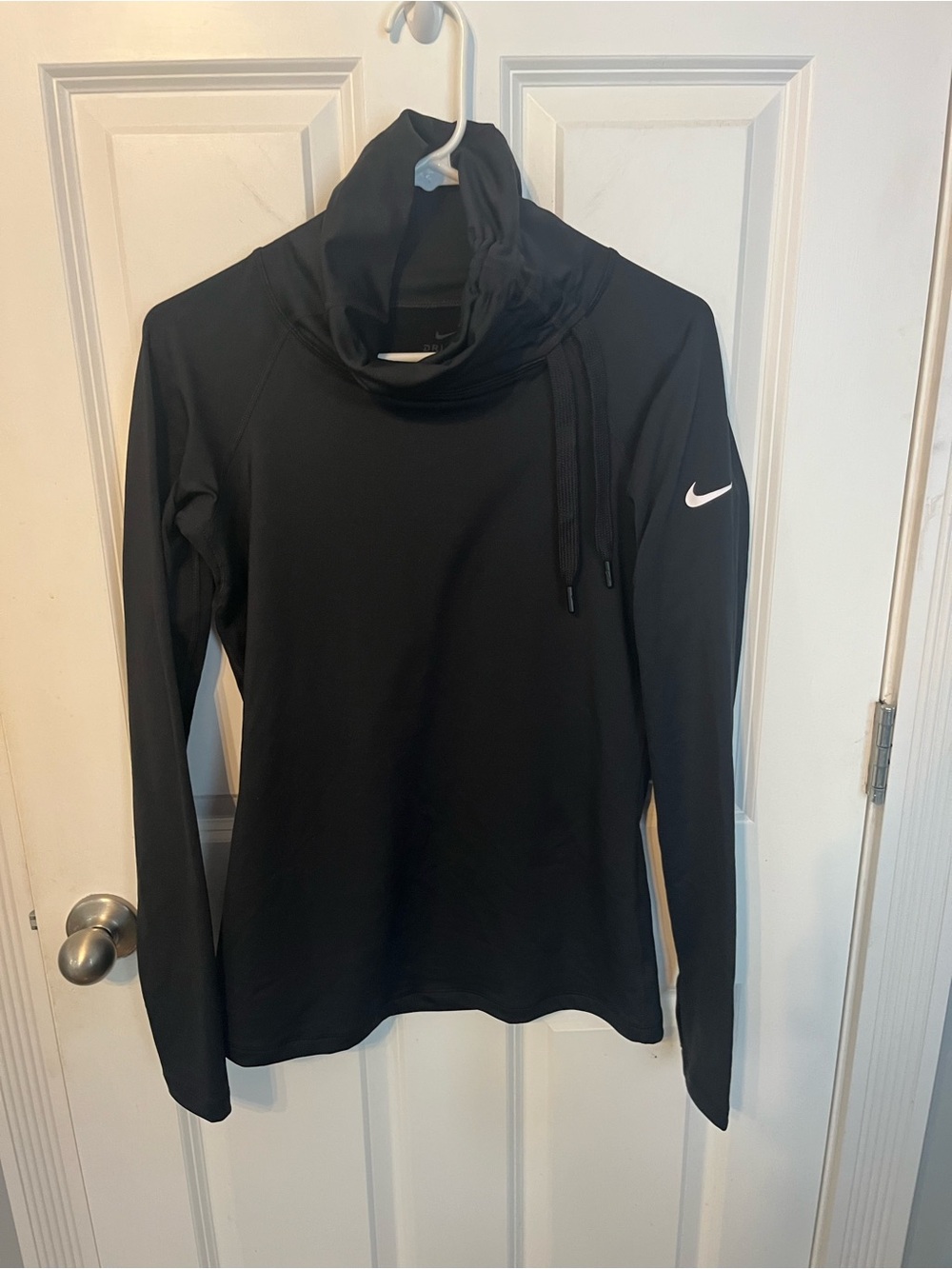 Nike Black Dri-FIT Pullover Hoodie with Swoosh Detail